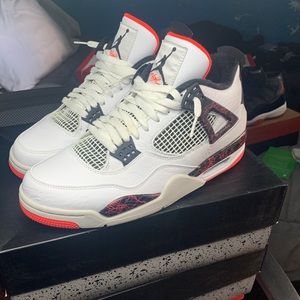 Retro Jordan 4’s Flight Nostalgia